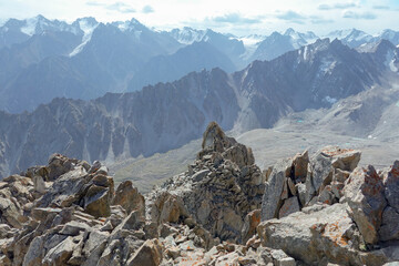 キルギス_アラアルチャ国立公園_Elektro Peak山頂