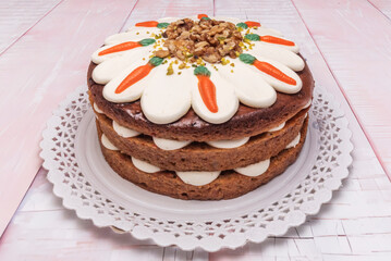 Extra Moist Carrot Cake: Juicy thanks to the vegetable oil and finely grated fresh carrot pieces