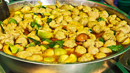 Green curry with catfish balls
