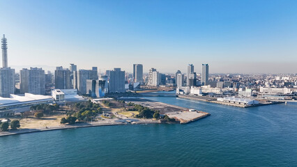 港湾都市のドローン空撮