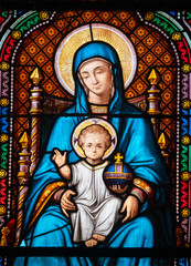 Fototapeta premium Mary holding baby Jesus Christ