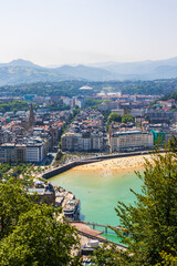 Fototapeta premium La Concha Bay from Mount Urgull and Castillo de la Mota