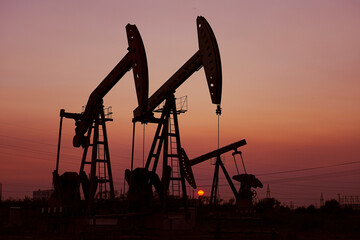 Oil pump in the evening