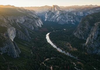 Obraz premium Aerial Top-Down View of Yosemite Valley with Half Dome and Winding Merced River