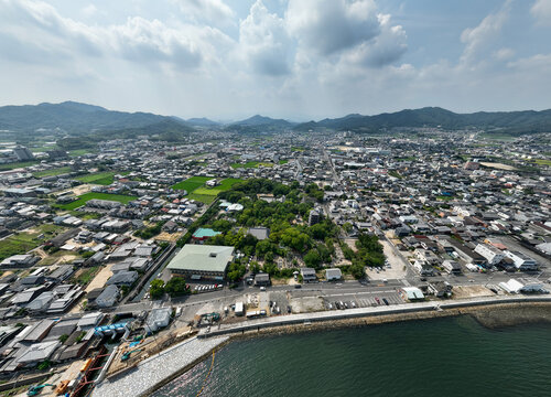 Aerial image of Shido-ji Buddhist Temple (志度寺), the 86th stop on the Shikoku 88 Temple Pilgrimage. 