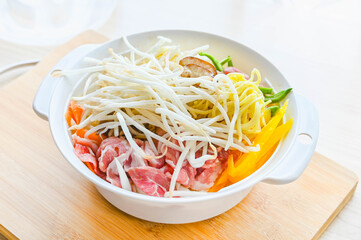 レンジで簡単焼きそば作り