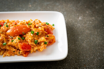 Stir-fried tomatoes with egg or Scrambled eggs with tomatoes