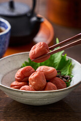 梅干しの小鉢｜和食の定番漬物・保存食