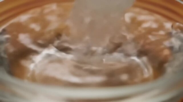 Liquid in a round container