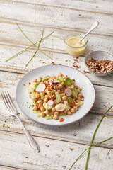 Vegetable salad with chickpeas