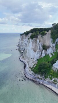 Les falaises de Mons Klint au bord de la mer Baltique au Danemark proche de Copenhague