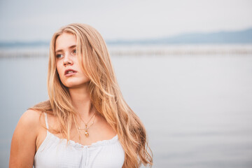 Frau / Strand