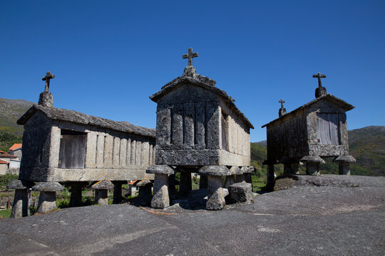 H&oacute;rreos de Espigueiros, in Portugal, the largest complex on the Iberian Peninsula