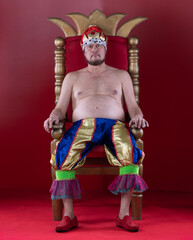 naked king on the throne