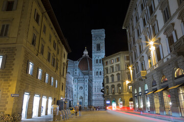 Obraz premium Florence Duomo. Basilica di Santa Maria del Fiore (Basilica of Saint Mary of the Flower) in night, Florence, Italy
