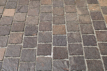 Cour, allée en pavés quartzite nuancé