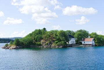 Fototapeta premium Kleine Insel in Bergen in Norwegen