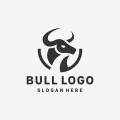Obraz premium Majestic Bull Silhouette Logo Design