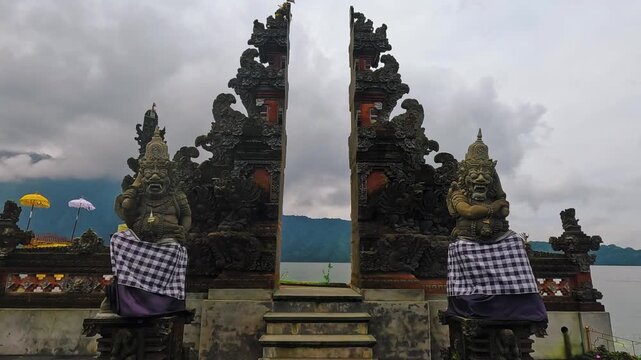 Traditional Balinese Split Gate at Ulun Danu Beratan Temple, Bali

