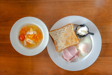 Morning breakfast set / 洋風朝食プレート
