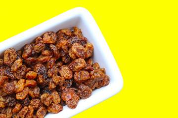 Dried golden raisins, Australian-dried fruits sultanas, sweet and chewy.