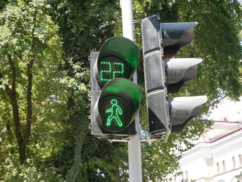 ※ぴんと※ 歩行者用信号機 歩行者用信号 Images – Browse 309 Stock Photos, Vectors, and Video