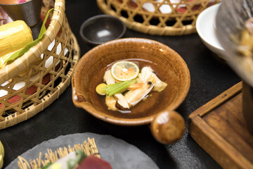 旅行　ホテル　旅館　夕食イメージ