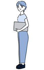 ノートパソコンを持つ女性