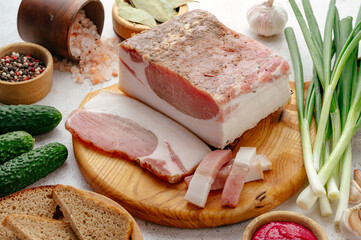 meat brisket with bread and onions