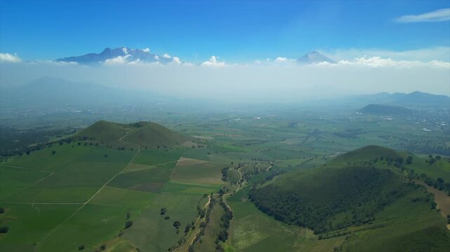 Aerial view of the Popocat&eacute;petl volcano in Mexico