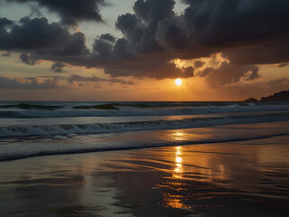 Obraz premium Reflective beach sunset with waves and cloudy sky