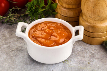 Tasty burger sauce in the bowl