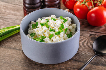 Cottage cheese with green onion
