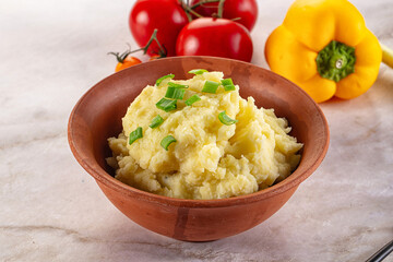 Mashed potato with green onion