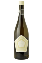 Mockup of Wine Bottle with Empty Copy Space