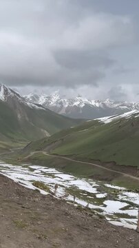Kirgistan  g&oacute;ry