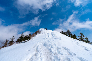 残雪期の四阿山