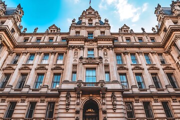 Fototapeta premium Architectural Grandeur An Ornate Building Facade in Classic Style Under a Vivid Sky
