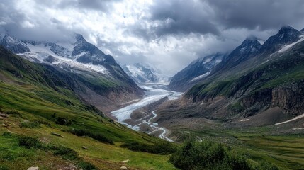 Fototapeta premium Majestic Glacier Valley Under Cloudy Skies with Serene Landscape