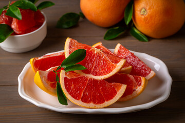Fresh Fruit grapefruit with Juicy grapefruit slices