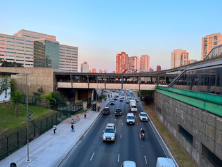 Fim de tarde Vila Prudente S&atilde;o Paulo - ZL