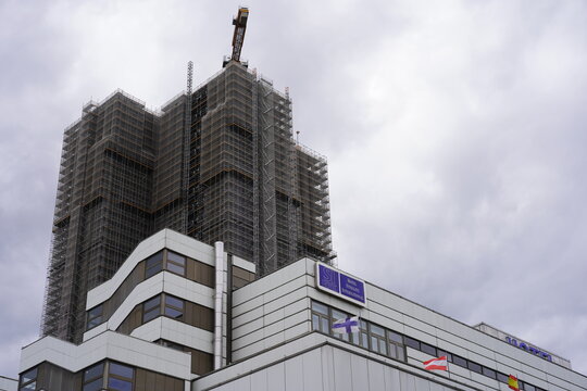 Das Hotel Steglitz International im Steglitzer Kreisel in Berlin am 22.08.2025