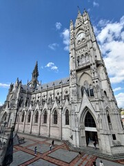 Fototapeta premium Basílica del Voto Nacional in Quito, Ecuador