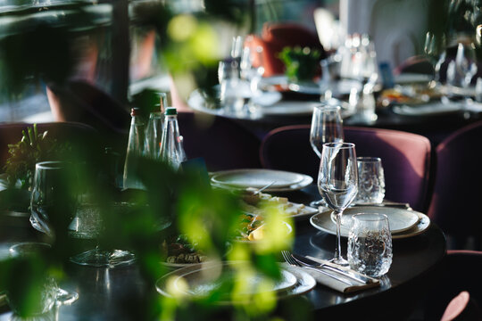 Elegant Restaurant Table Setting with Glasses