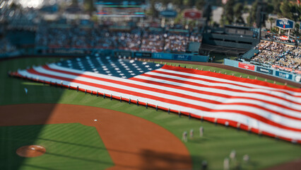 メジャーリーグ球場　アメリカ国旗　アメリカ独立記念日