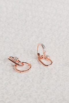 luxury gold and diamond jewelery
