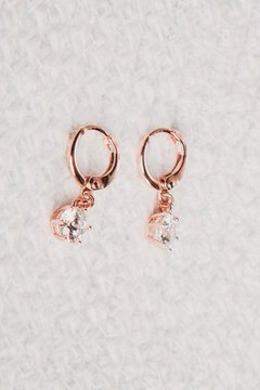 luxury gold and diamond jewelery