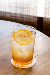 古民家カフェで飲むレモネード