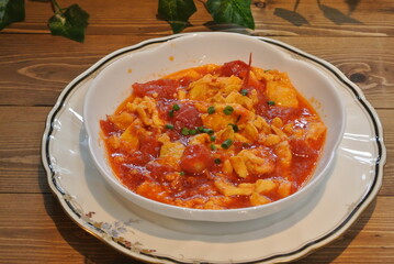 stir-fried tomatoes and eggs