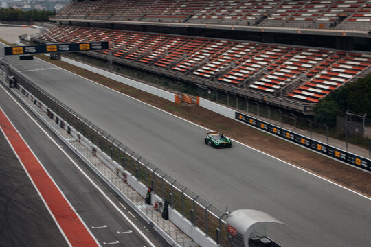Mercedes Benz GT R go fast at the raceway during track day